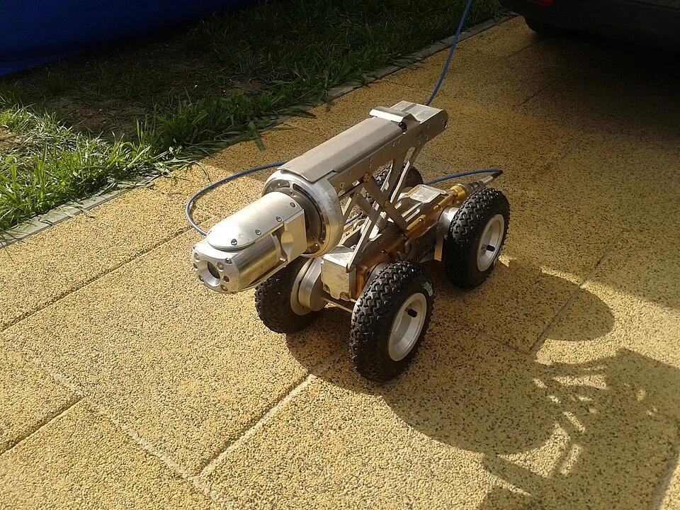 Torustiku kaamerauuringu robot